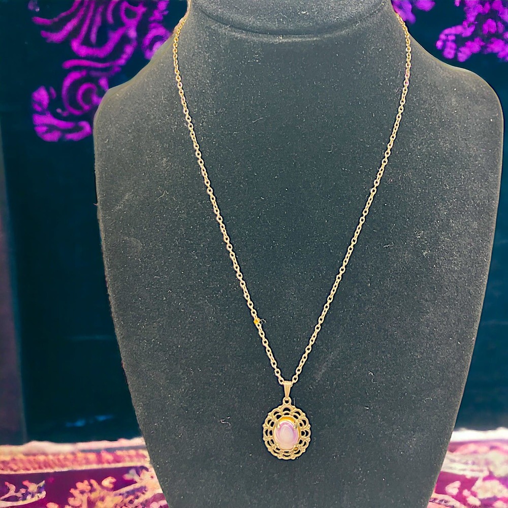 Delicate Blue Lace Agate Silver-Tone Pendant Necklace Vintage!